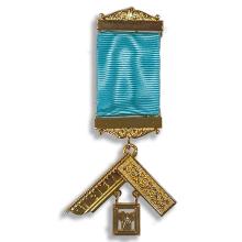 Craft Past Master Breast Jewel M/g