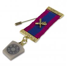Mark Grand Mark Breast Jewel M/gilt